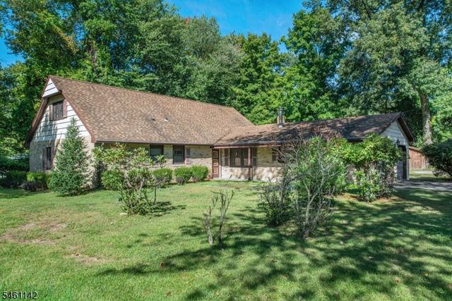 492 Blue Hill Ter, Franklin Lakes Boro, NJ 07417