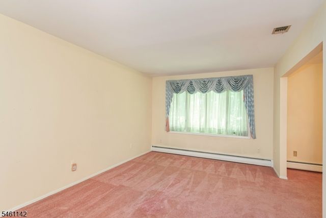 492 Blue Hill Ter, Franklin Lakes Boro, NJ 07417