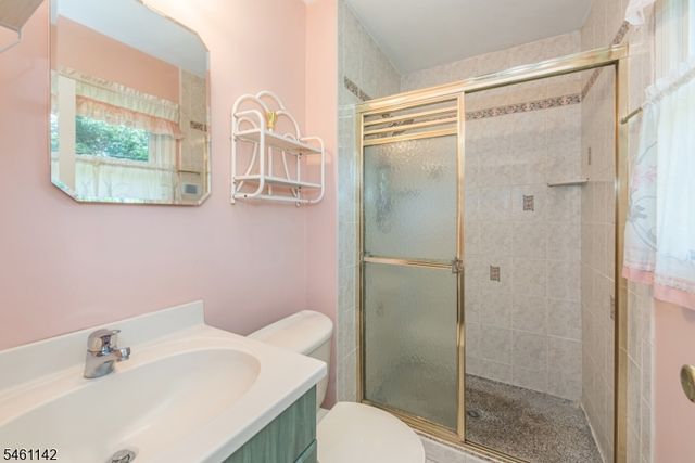 492 Blue Hill Ter, Franklin Lakes Boro, NJ 07417