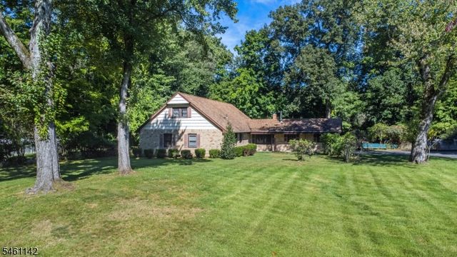 492 Blue Hill Ter, Franklin Lakes Boro, NJ 07417
