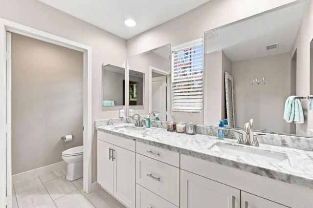 4318 Pacifica Way 2, Oceanside, CA 92056