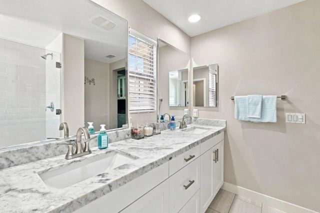 4318 Pacifica Way 2, Oceanside, CA 92056