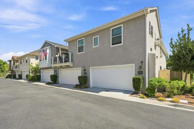 4318 Pacifica Way 2, Oceanside, CA 92056