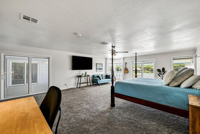 4690 River Oaks DR, Kingsland, TX 78639