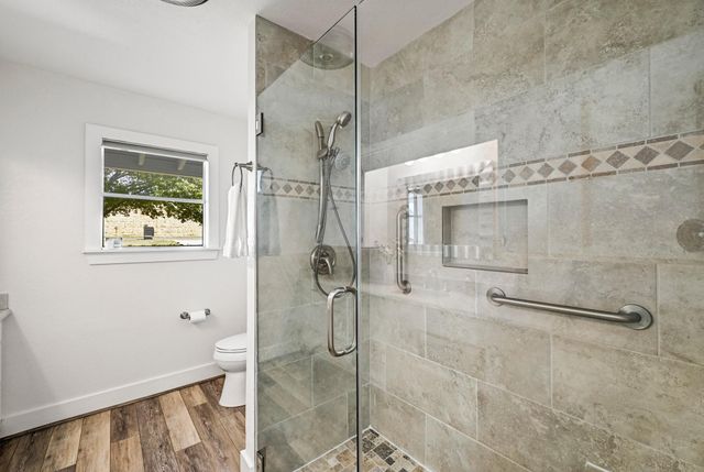 4690 River Oaks DR, Kingsland, TX 78639