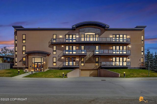 101 W 13th Avenue, #105, Anchorage, AK 99501