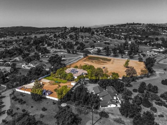 563 Pile Street, Ramona, CA 92065