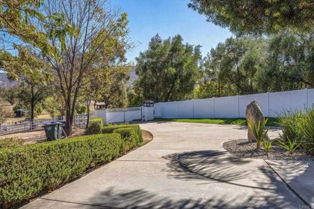 563 Pile Street, Ramona, CA 92065