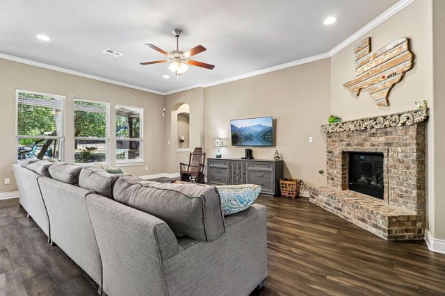 238 Jenn CV, Dripping Springs, TX 78620