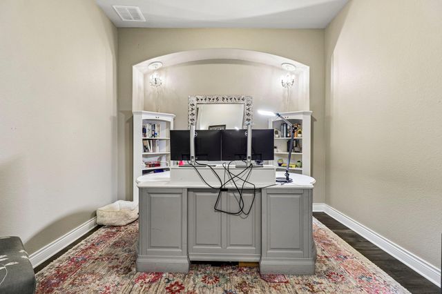 238 Jenn CV, Dripping Springs, TX 78620