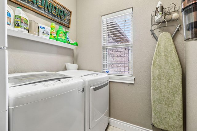 238 Jenn CV, Dripping Springs, TX 78620