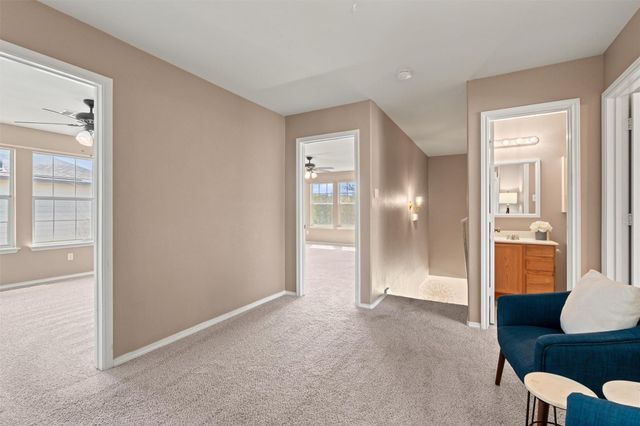 1527 Apollo CIR, Round Rock, TX 78664