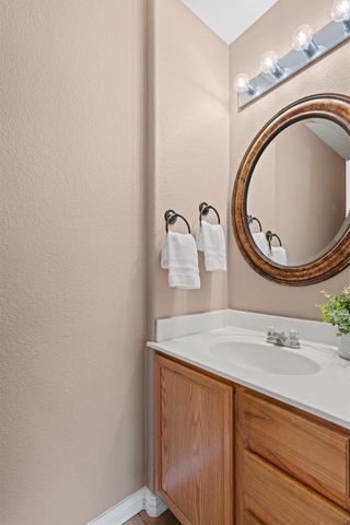 1527 Apollo CIR, Round Rock, TX 78664