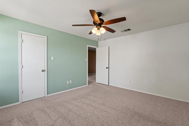 1527 Apollo CIR, Round Rock, TX 78664