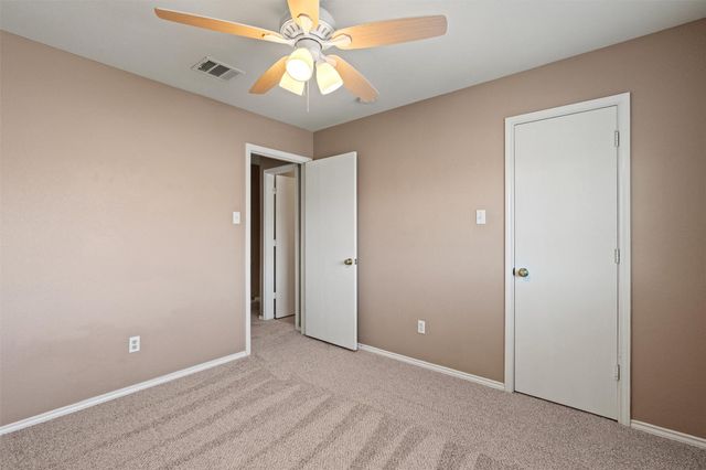 1527 Apollo CIR, Round Rock, TX 78664