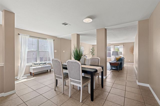 1527 Apollo CIR, Round Rock, TX 78664