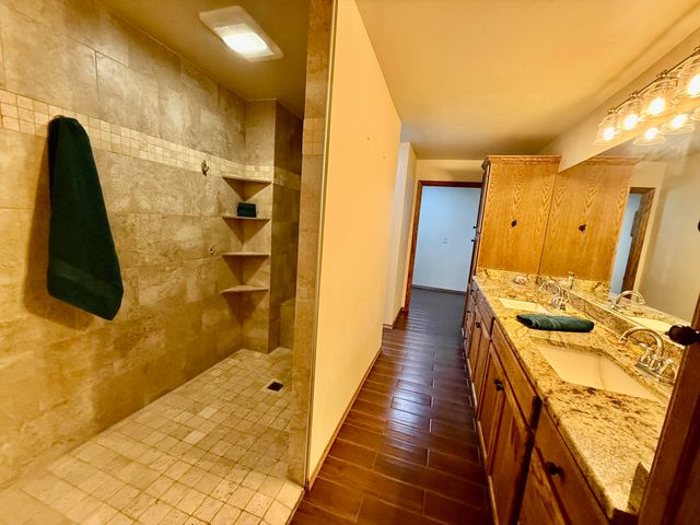 25604 S 608 Road, Grove, OK 74344