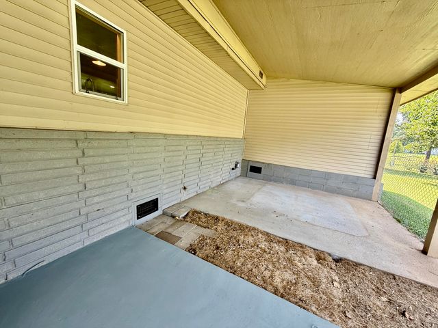 25604 S 608 Road, Grove, OK 74344