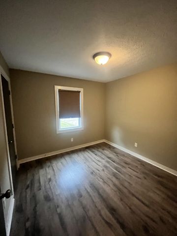 155 Dorothy Ln, Hartsville, TN 37074