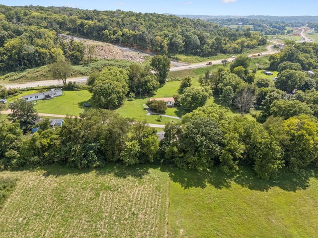 155 Dorothy Ln, Hartsville, TN 37074