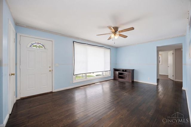 588 Valleyview Drive, Hamilton, OH 45013