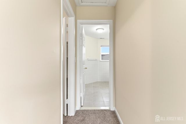 194 Bexley Lane, Piscataway, NJ 08854