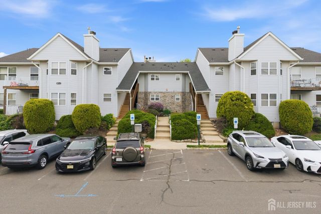 194 Bexley Lane, Piscataway, NJ 08854