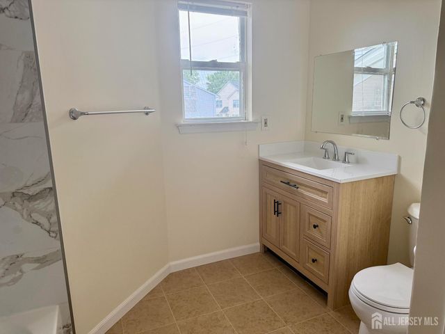194 Bexley Lane, Piscataway, NJ 08854