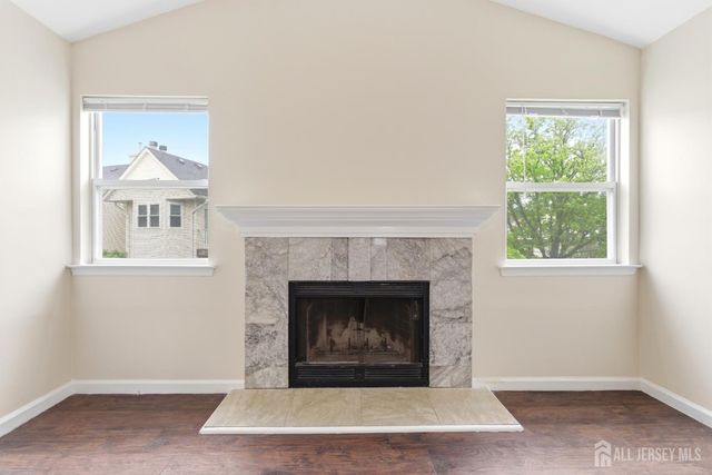 194 Bexley Lane, Piscataway, NJ 08854