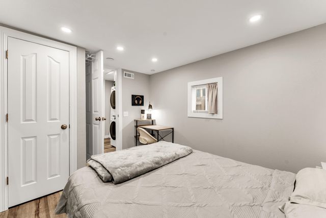 1406 E Nora Street, Springfield, MO 65803