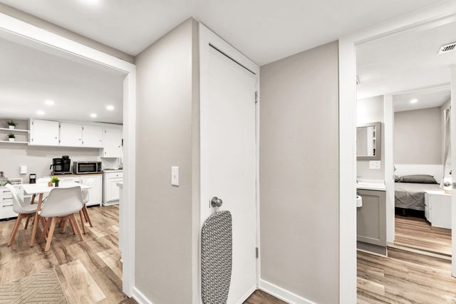 1406 E Nora Street, Springfield, MO 65803