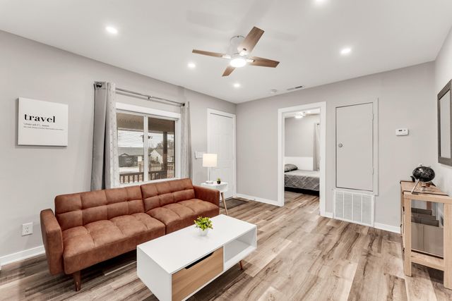 1406 E Nora Street, Springfield, MO 65803