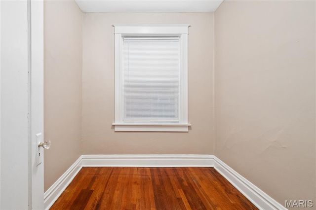 5027 Chippewa Street, St Louis, MO 63109