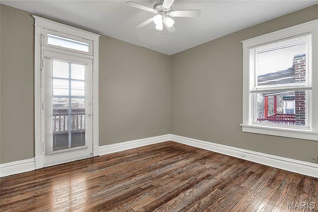 5027 Chippewa Street, St Louis, MO 63109