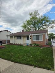 30520 Hiveley Street, Westland, MI 48186