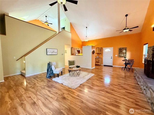 17838 Pondside Court SE, Yelm, WA 98597