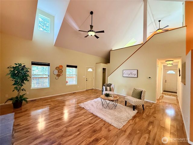 17838 Pondside Court SE, Yelm, WA 98597