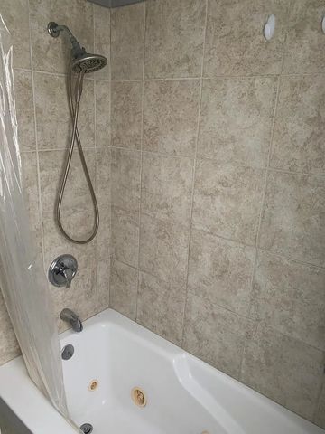 5475 N Monitor Avenue, Chicago, IL 60630