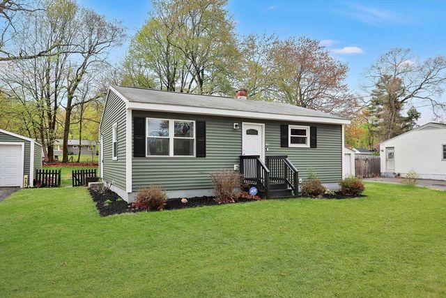 152 Shady Brook Ln, Springfield, MA 01118