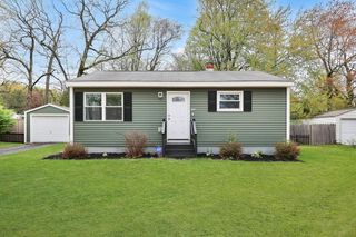 152 Shady Brook Ln, Springfield, MA 01118