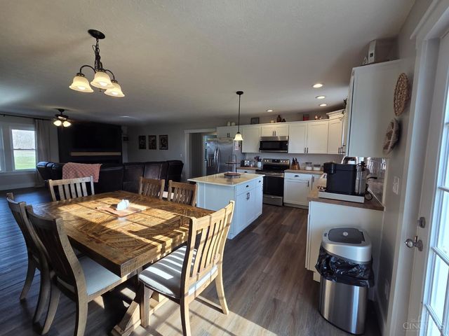 2256 Gibson Road, Martinsville, OH 45146