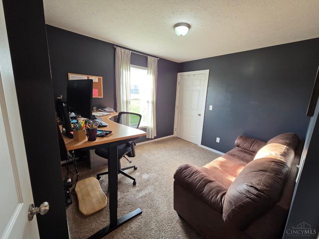 2256 Gibson Road, Martinsville, OH 45146