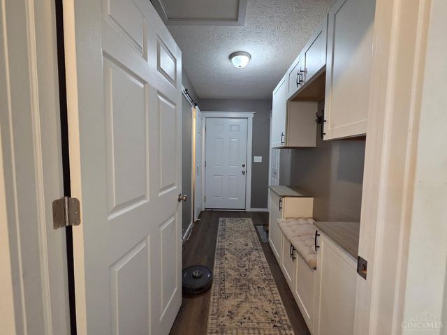 2256 Gibson Road, Martinsville, OH 45146