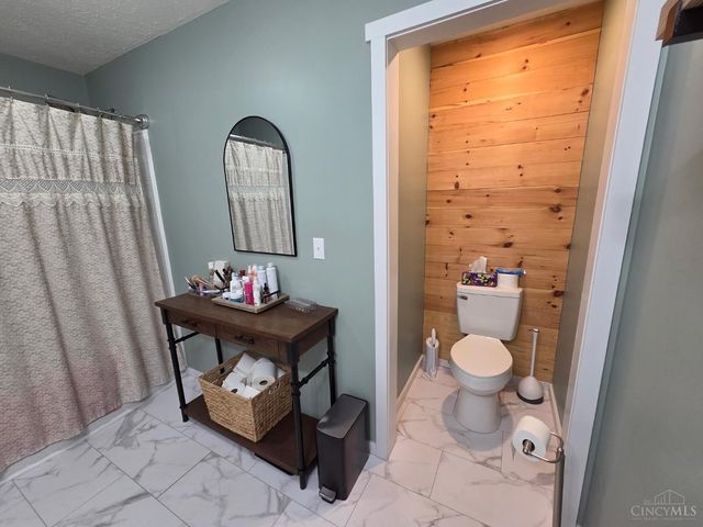 2256 Gibson Road, Martinsville, OH 45146