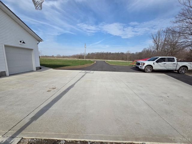 2256 Gibson Road, Martinsville, OH 45146