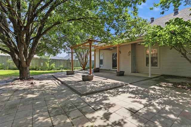 3716 Bay Meadow Drive, Benton, AR 72015