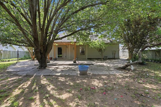 3716 Bay Meadow Drive, Benton, AR 72015