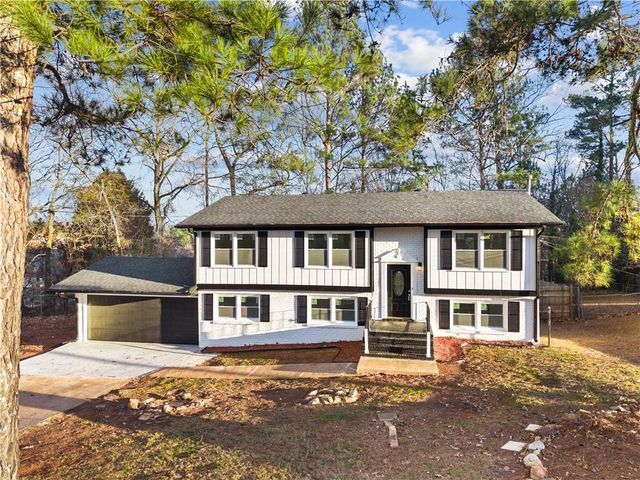 2304 S Hairston Road, Decatur, GA 30035