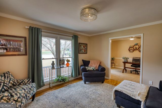 483 Villa Drive SW, Lilburn, GA 30047