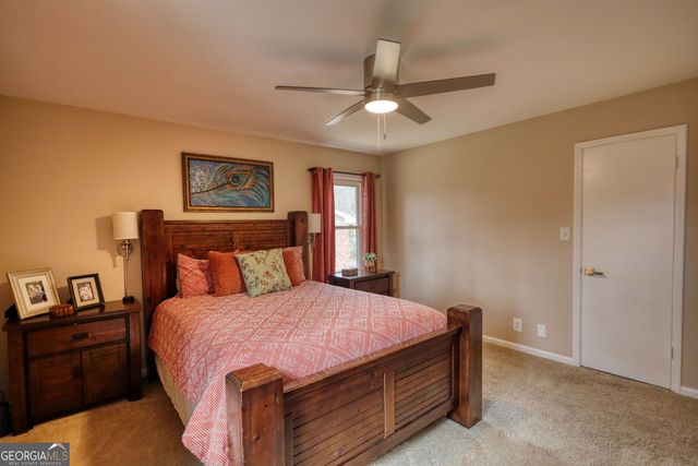 483 Villa Drive SW, Lilburn, GA 30047